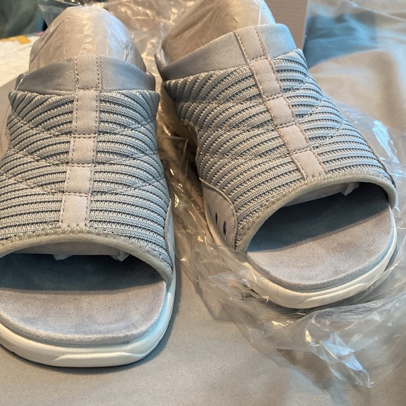 Easy Spirit Traciee 2 sandals - Picture 4 of 7